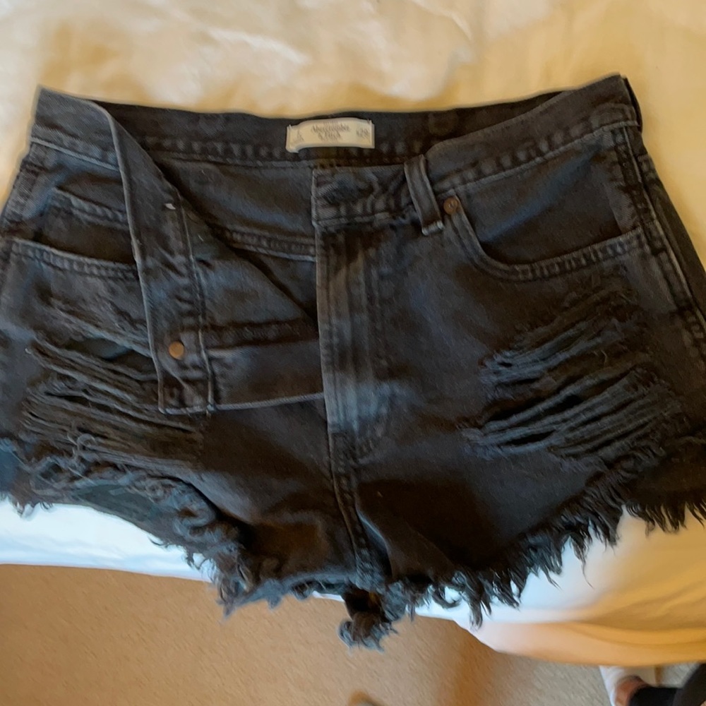Abercrombie &Fitch size 8 black Jean shorts